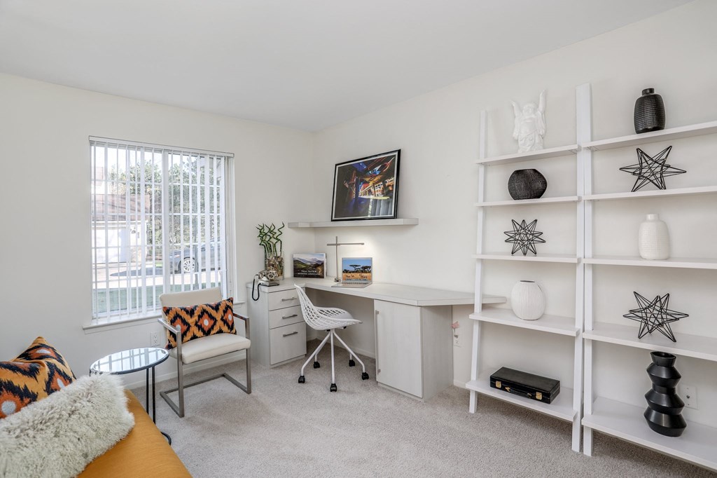 Aldingbrooke Apartments, 6350 Aldingbrooke Circle Road, West Bloomfield, MI RentCafe